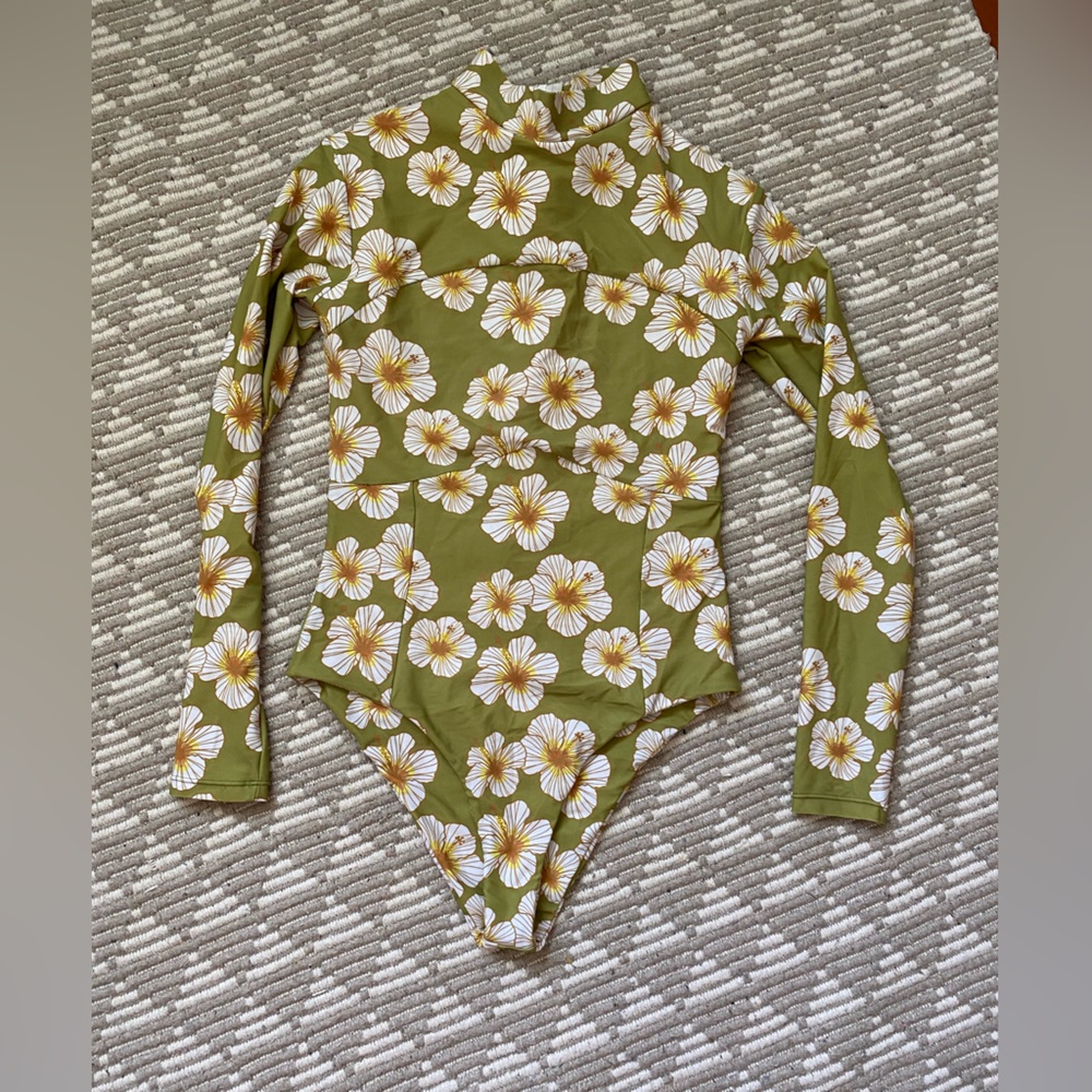 Benoa nalu surf suit